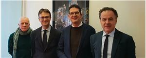 Foto: Vizepräsident Primo Schönsberg, das neue Kommissionsmitglied Juri Andriollo, Präsident Heiner Schweigkofler und Generaldirektor Wilhelm Palfrader